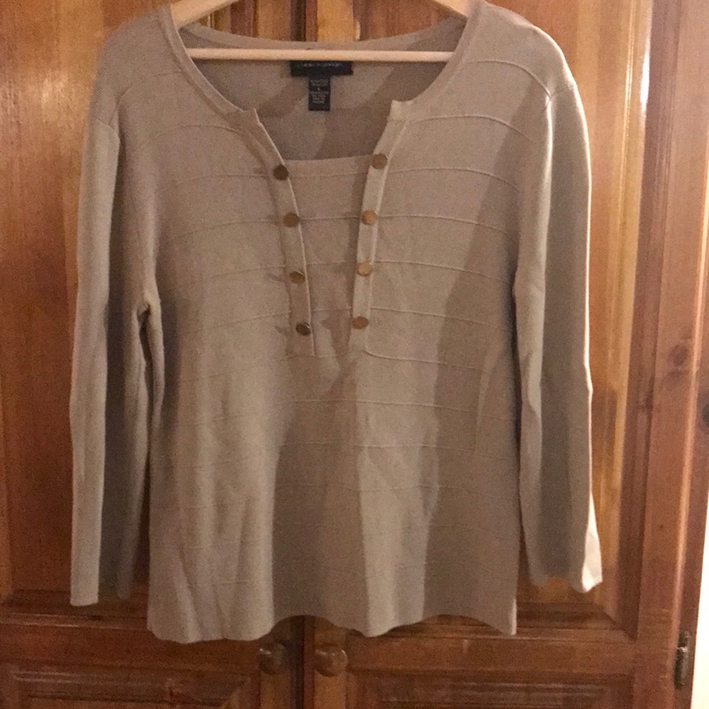 Ladies 3/4 Sleeve Top